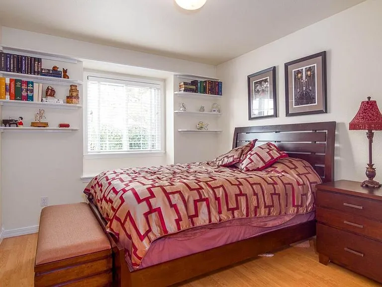 10531 W Greenleaf St — Photo 5