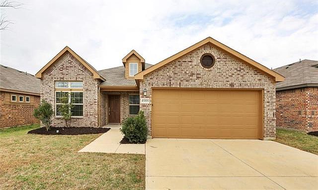 1st image of 4909 Lemon Grove Dr