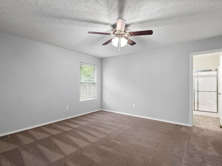 1662 N Pigeon Rd — Photo 18