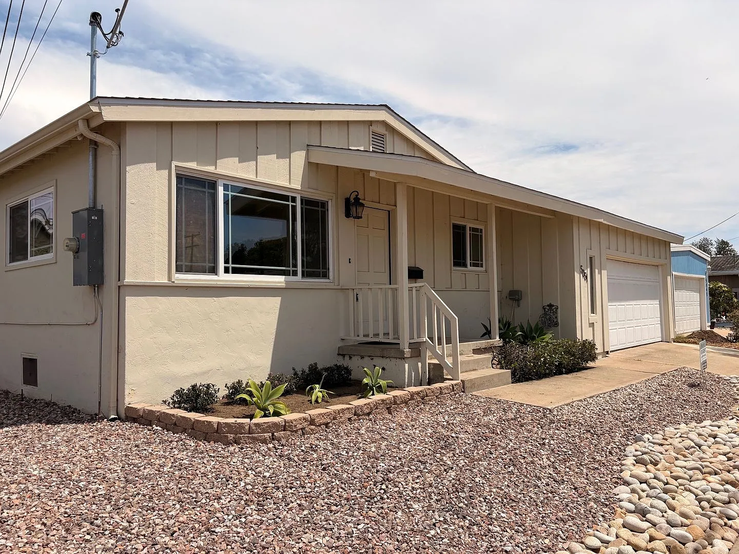 Open House: 8/22 10-11am ~ 4br House In Clairemont With 2 Car Garage! — Photo 2