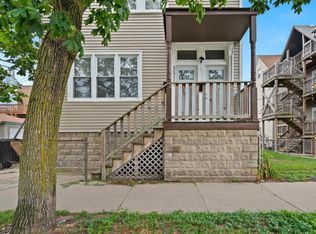 3311 N Ravenswood Ave #1, Chicago, IL 60657