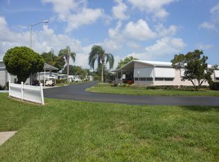 6814 Mount Pleasant Rd NE, St Petersburg, FL 33702