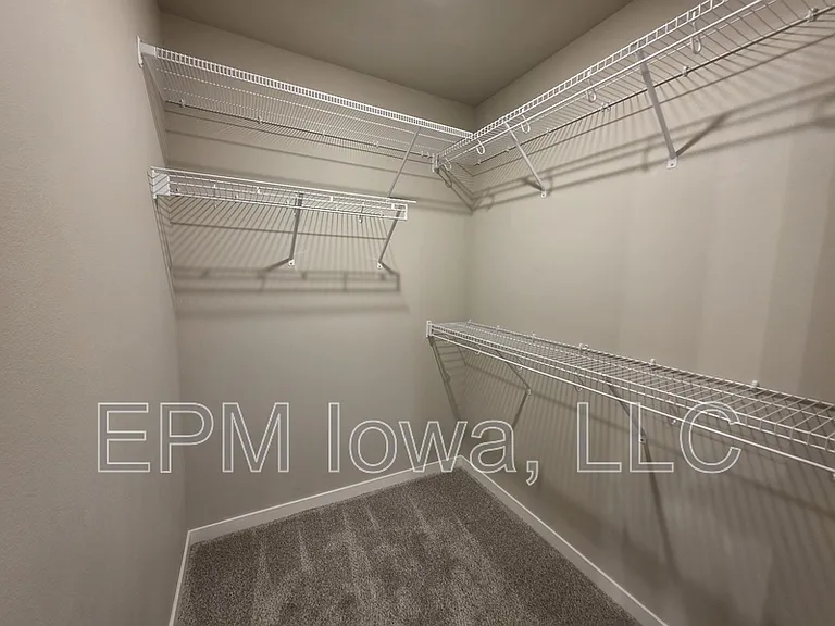 2309 Water Tower Pl — Photo 14
