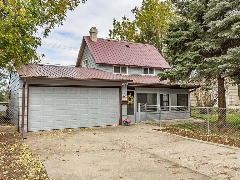 1324 W Sioux St — Photo 1