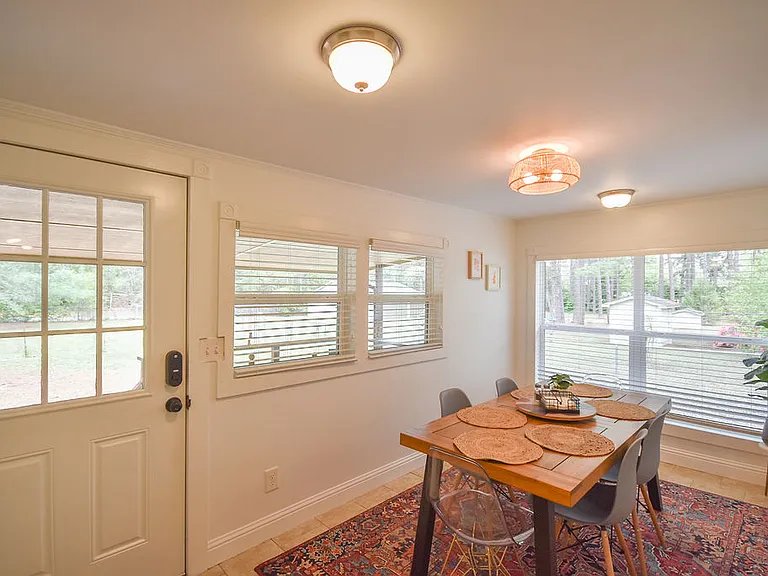 1490 N Ridge St — Photo 39