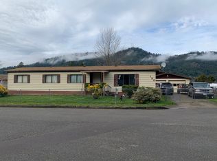 186 Gallahad Loop, Myrtle Creek, OR 97457