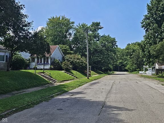 5th image of 1217 W 1st St