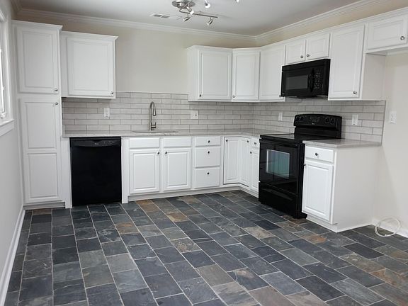 Newly renovated kitchen. Refrigerator has been ordered.