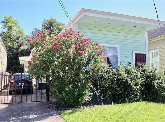 2nd image of 2527 Ursulines Ave