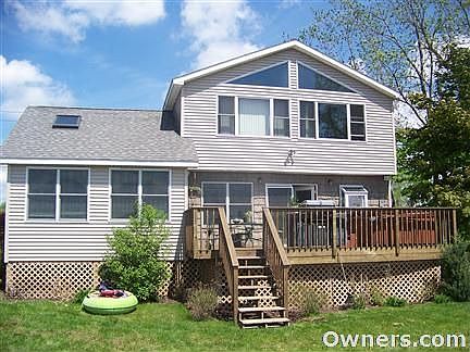 LAKE SIDE East side Seneca Lake