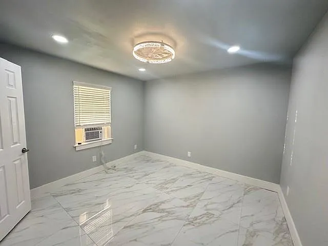 4412 Cline St — Photo 6