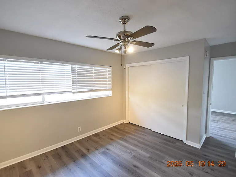 302 Danube Ave #5 — Photo 10