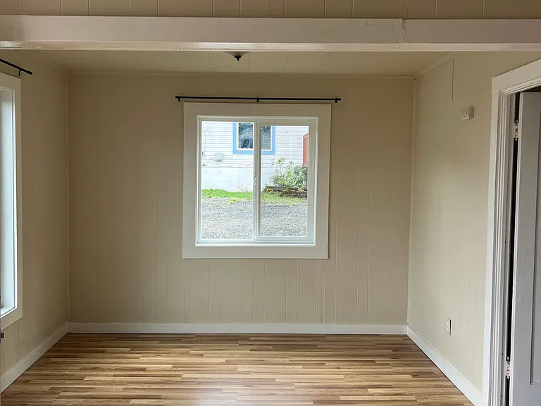 220 Maple St #3 — Photo 5
