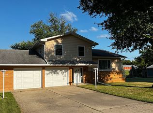 1300 N Main St, Kewanee, IL 61443