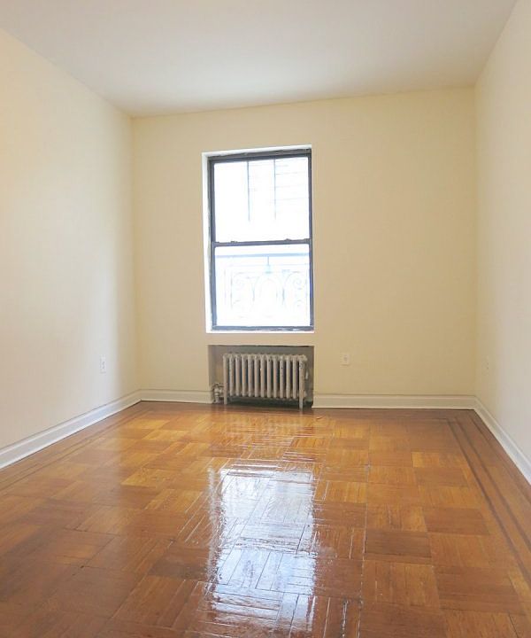 1st image of 395 Fort Washington Ave APT 1