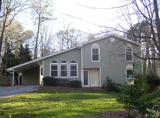 2717 Salisbury Pln, Raleigh, NC 27613