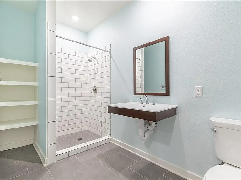 6700 Menchaca Rd #11 — Photo 7