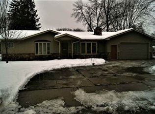 210 Hurley St, Wisconsin Rapids, WI 54495