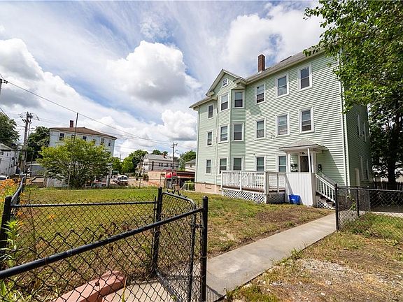 3rd image of 1291-1293 Chalkstone Ave