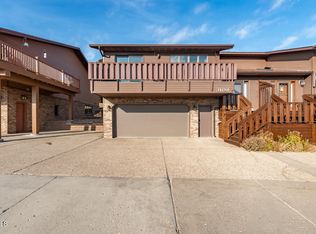 3108 Manitoba Ln, Bismarck, ND 58503