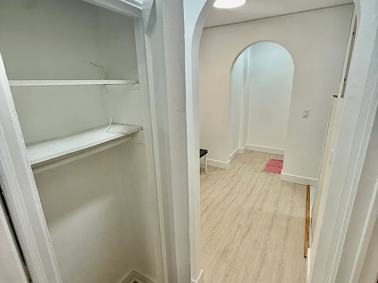 14476 Sanford Ave #1E — Photo 3