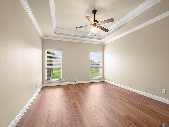 5th image of 8862 Reserve Oak Ave
