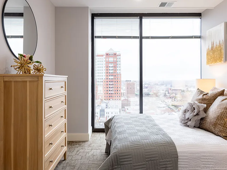 The Residence at 1000 Elm — Photo 89