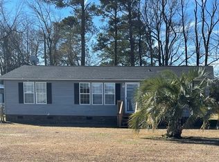 1052 Progressive Farm Rd, Fairmont, NC 28340