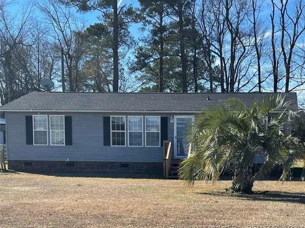 1052 Progressive Farm Rd, Fairmont, NC 28340