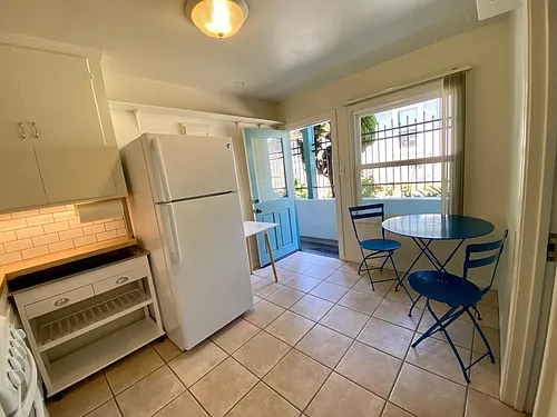 306 Cliff St #4 Photo 1