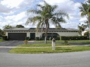 9211 NW 5th St, Pembroke Pines, FL 33024