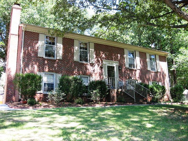 1st image of 1012 Morningside Ln