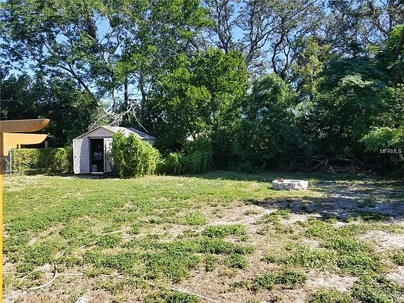 2nd image of 1569 S Jefferson Ave