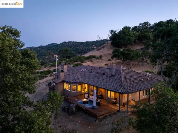 3165 Wooden Valley Rd, Napa, CA 94558