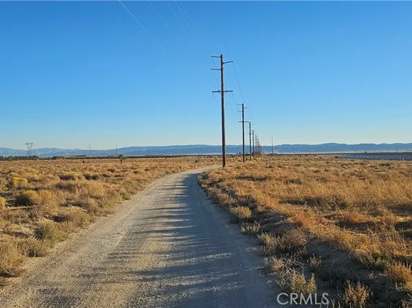 0 Willow Ave, Rosamond, CA 93560