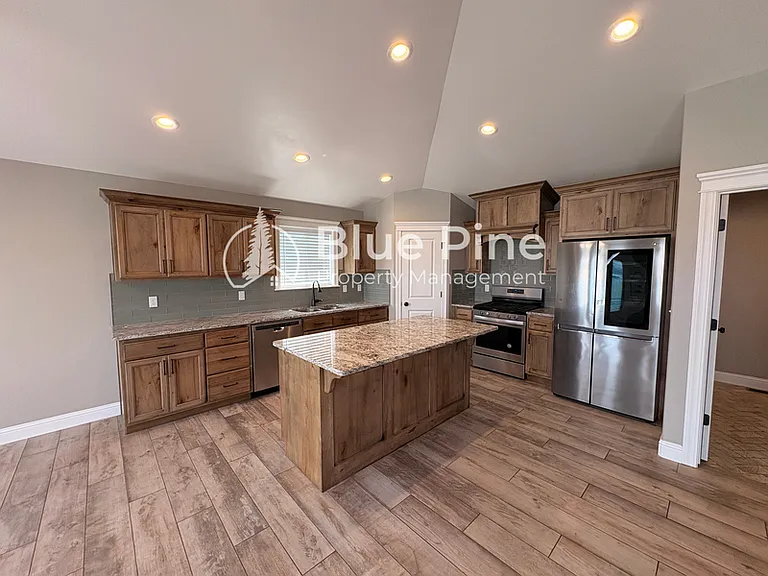 1890 Mesa Canyon Dr — Photo 5