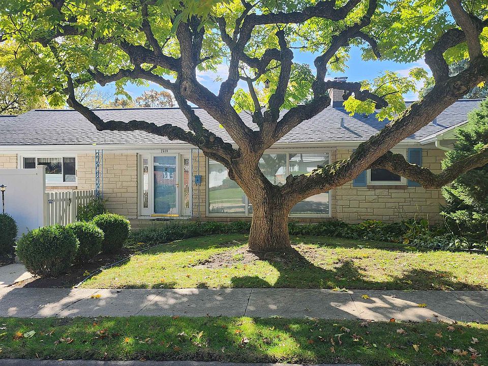 1st image of 2619 Hickory Lawn Dr