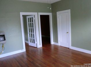1923 W Kings Hwy APT 2, San Antonio, TX 78201