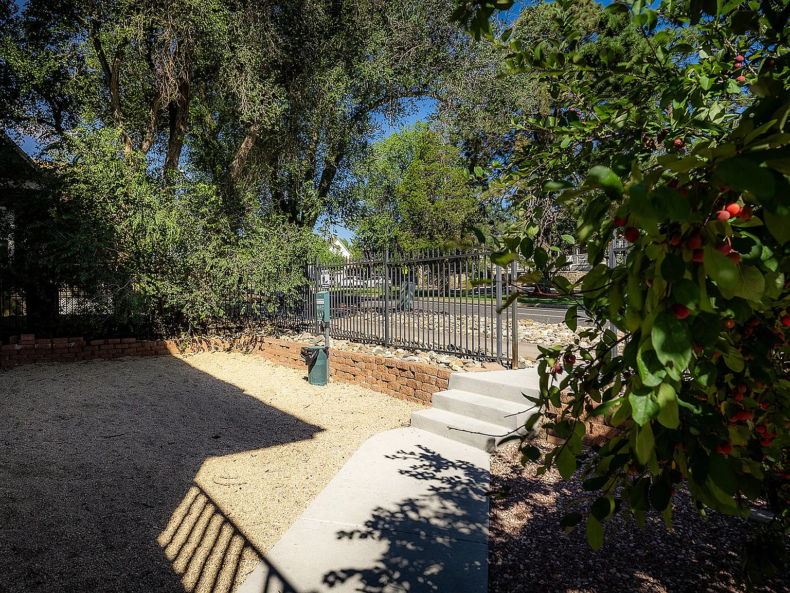 Jasmine Springs — Photo 2