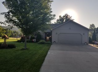 37188 Seymour Dr, Prairie Du Chien, WI 53821