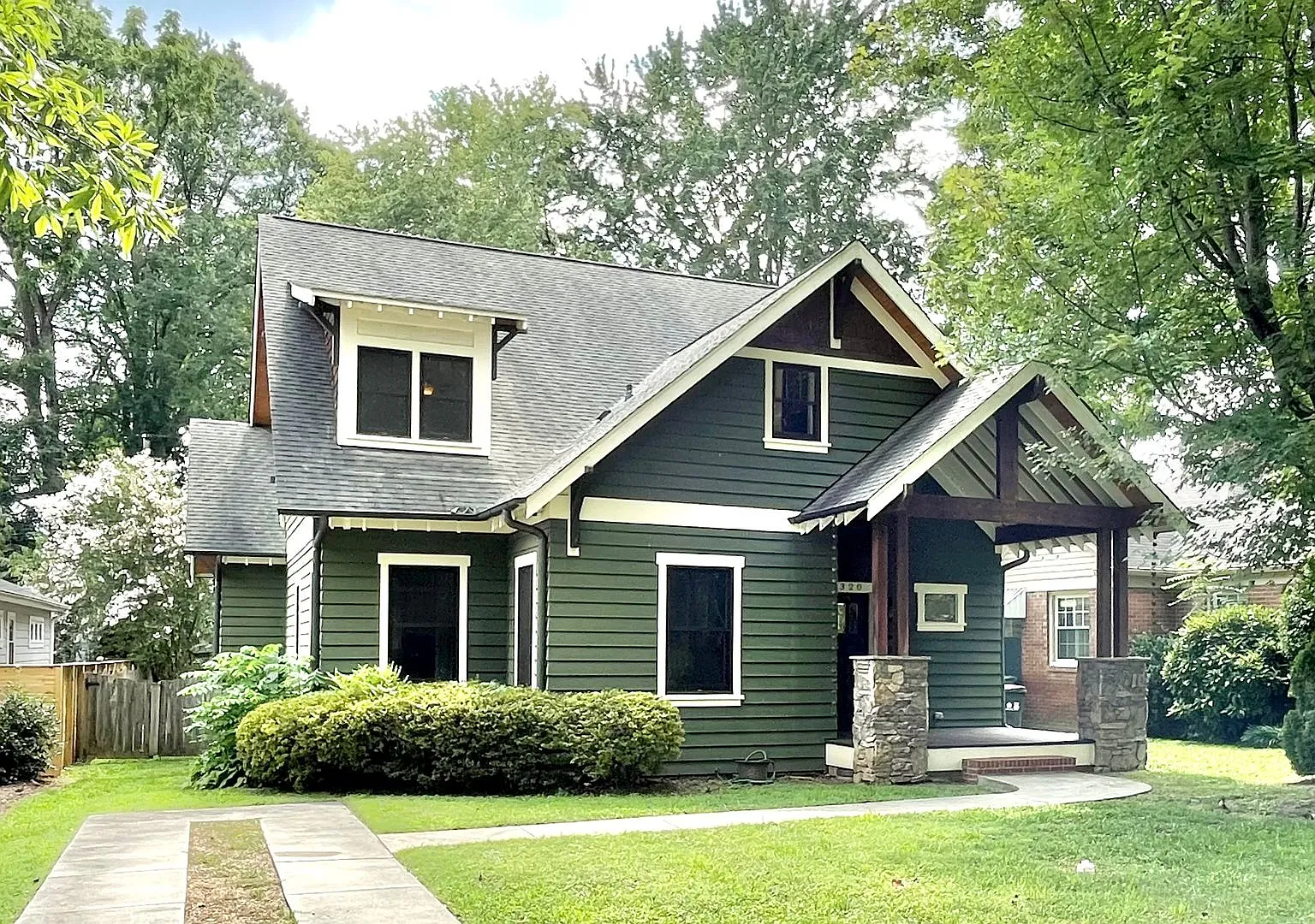 2320 Chesterfield Avenue — Photo 1