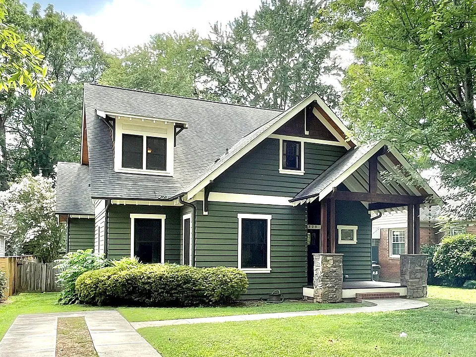 2320 Chesterfield Ave