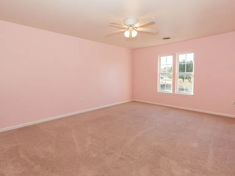 180 Muirfield Ct — Photo 37