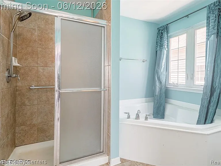 45149 Bartlett Dr — Photo 36