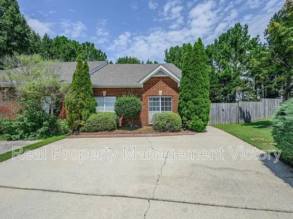 566 Treymoor Lake Cir, Alabaster, AL 35007