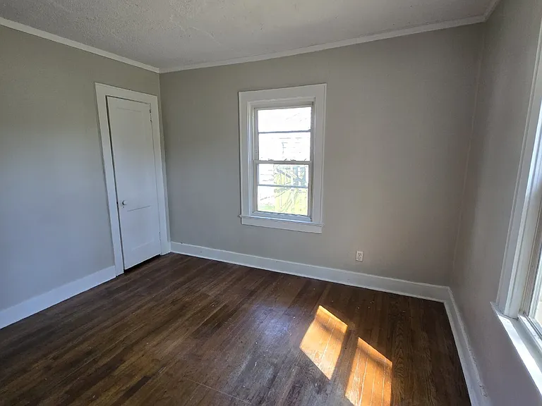 3202 Wood Ave — Photo 8