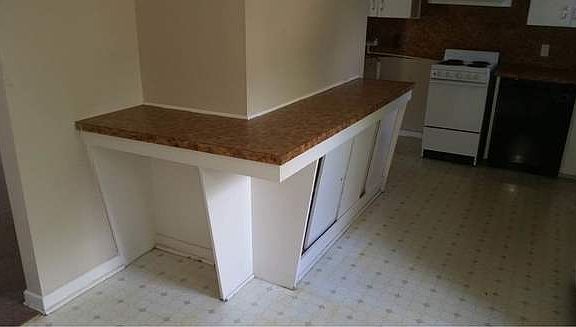 3rd image of 8029 Laura St
