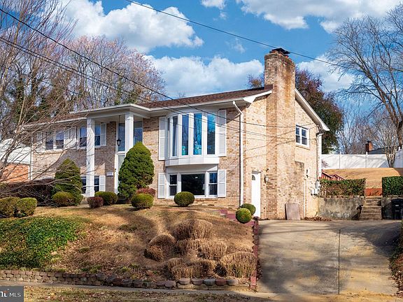 2nd image of 8114 Murray Hill Dr