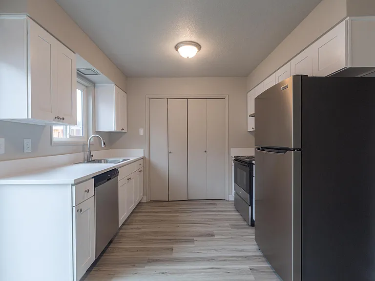 Briarwood Townhomes — Photo 10