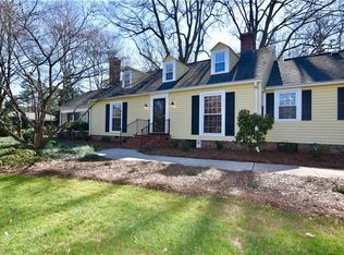 222 Fairfax Dr, Winston Salem, NC 27104